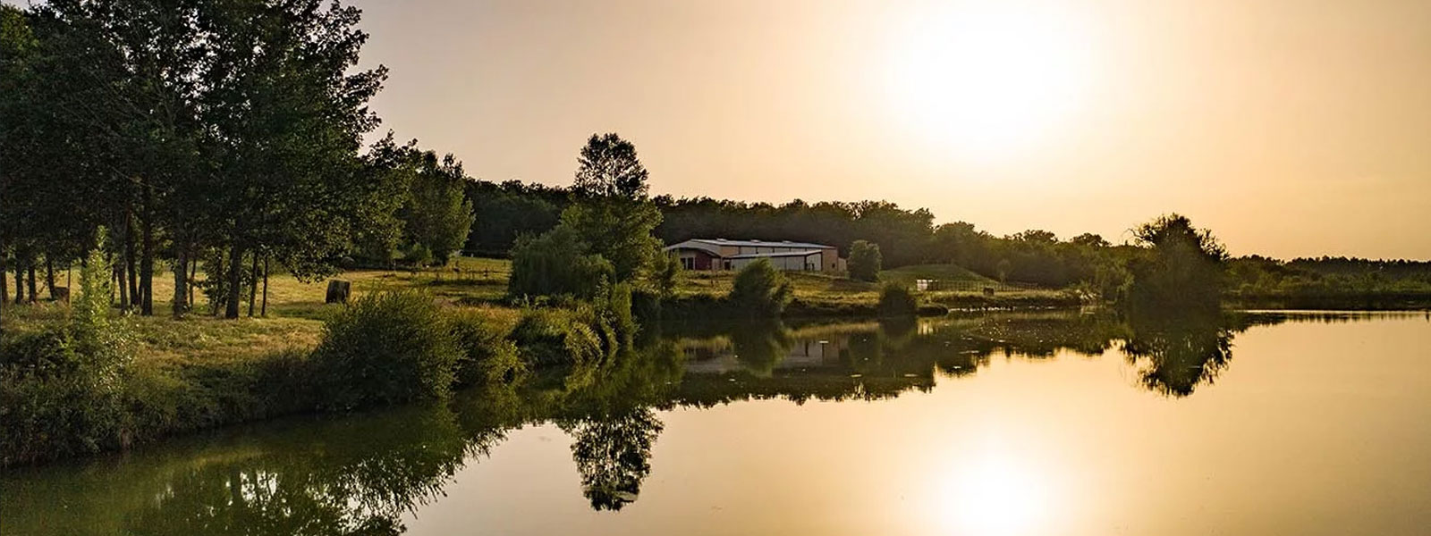 Coralie anime le Hangart de Técou