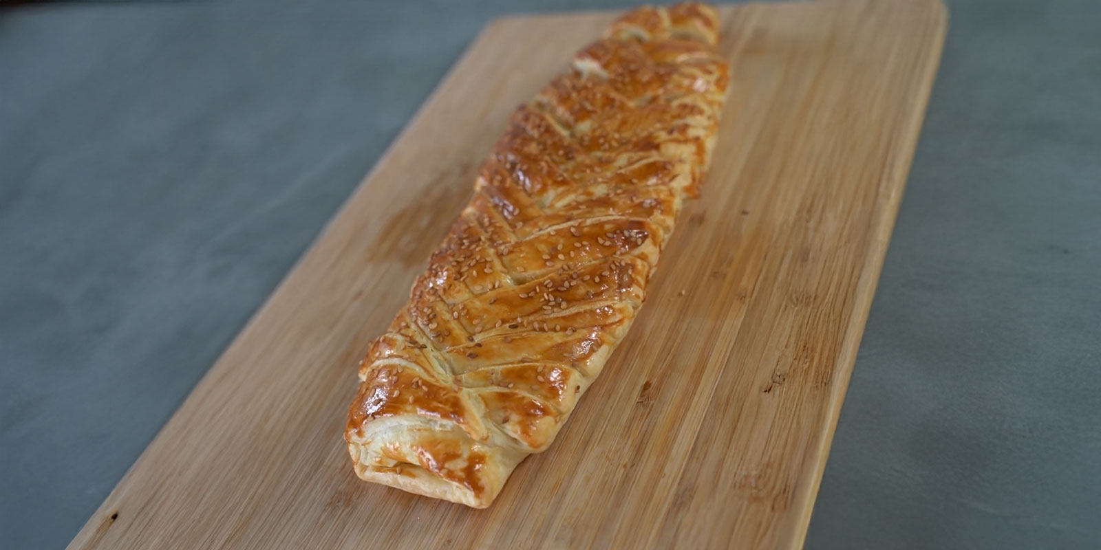 Prépare un feuilleté pommes-cannelle